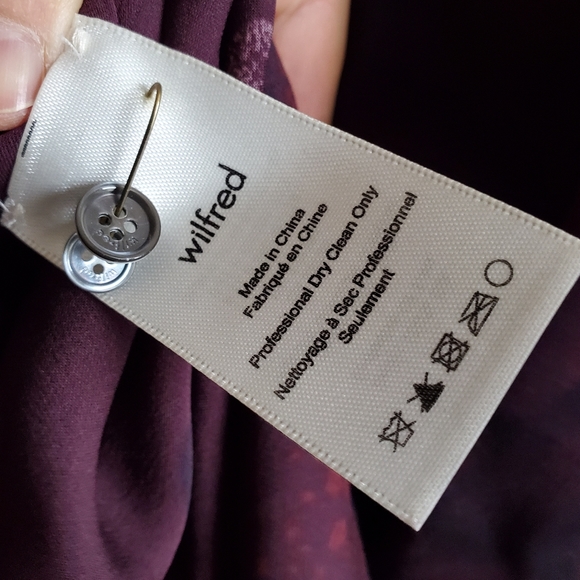 Aritzia Wilfred Silk Bossut Shirt Dress Burgandy Limited Edition in Floral XS - Picture 12 of 12